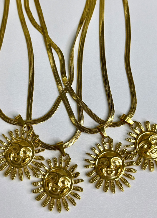 CYRUS NECKLACE